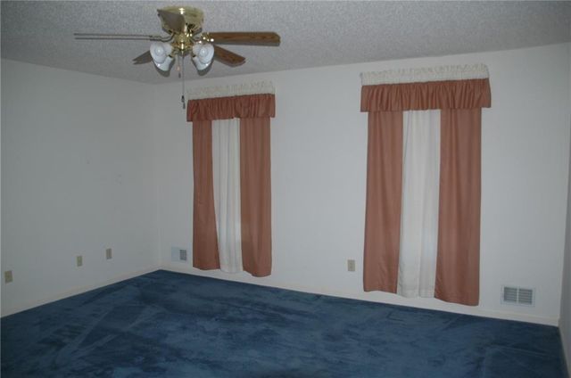 400 Lambeth Drive, Hiram, GA 30141