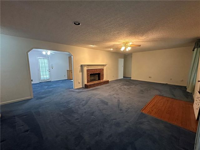 400 Lambeth Drive, Hiram, GA 30141