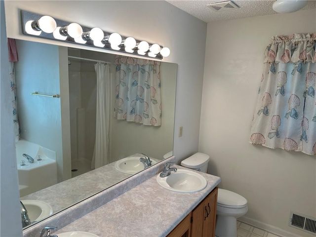 400 Lambeth Drive, Hiram, GA 30141