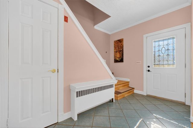 8 Garrett Place, Carmel, NY 10512