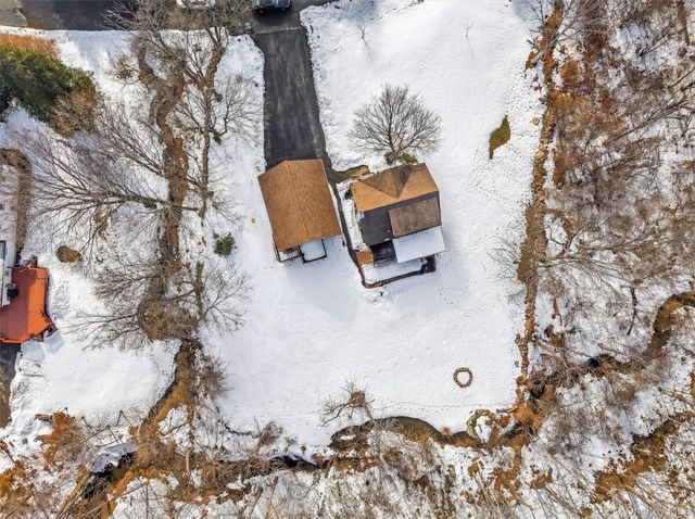 8 Garrett Place, Carmel, NY 10512