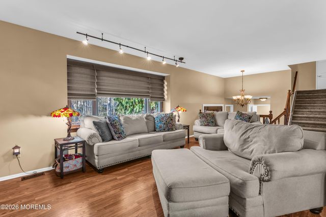 10 Cobblestone Court, Howell, NJ 07731