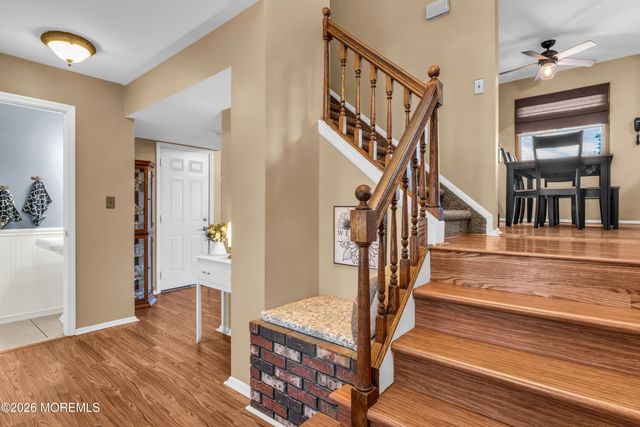 10 Cobblestone Court, Howell, NJ 07731