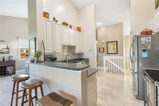 4877 N Newport Island Drive 14D, Vero Beach, FL 32967