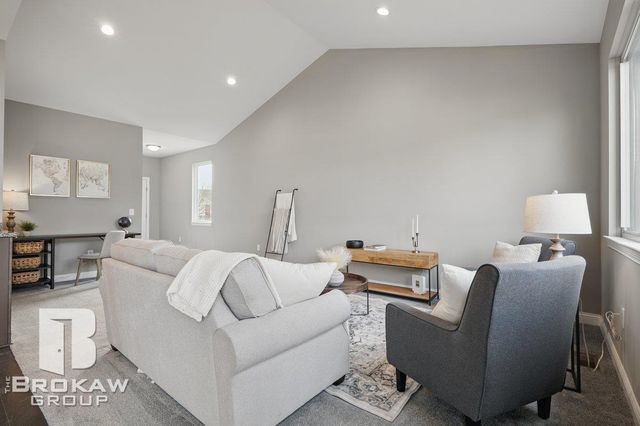 1389 Luxington Drive, Lapeer, MI 48446