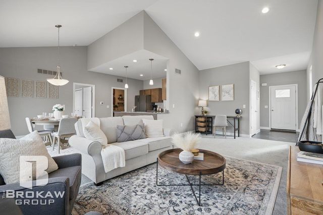 1389 Luxington Drive, Lapeer, MI 48446