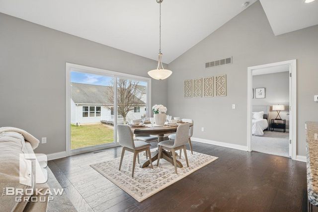 1389 Luxington Drive, Lapeer, MI 48446