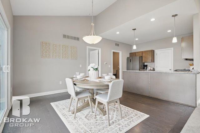 1389 Luxington Drive, Lapeer, MI 48446