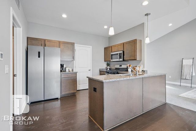 1389 Luxington Drive, Lapeer, MI 48446