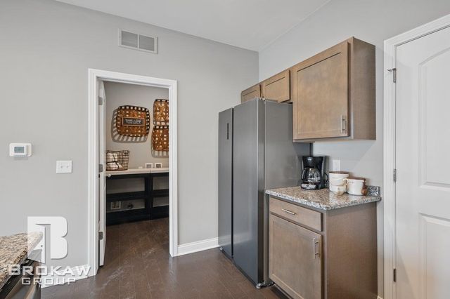 1389 Luxington Drive, Lapeer, MI 48446