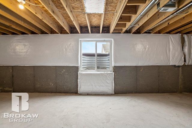 1389 Luxington Drive, Lapeer, MI 48446