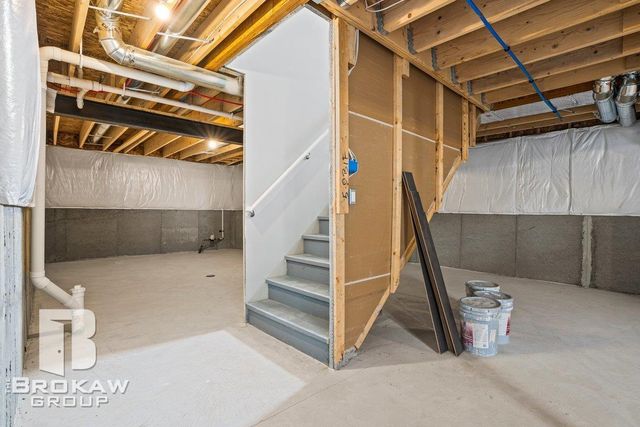 1389 Luxington Drive, Lapeer, MI 48446