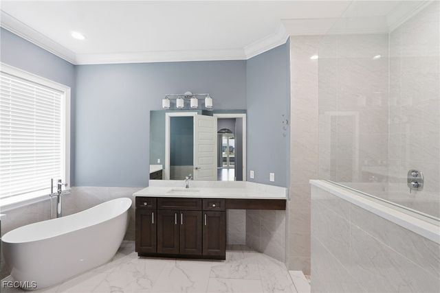 2038 Bahama AVE, Fort Myers, FL 33905