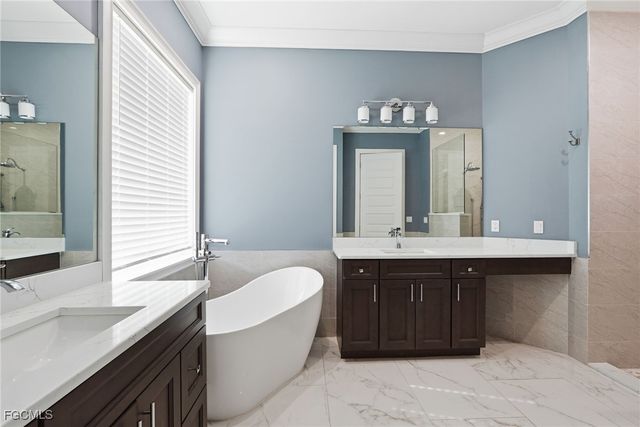 2038 Bahama AVE, Fort Myers, FL 33905