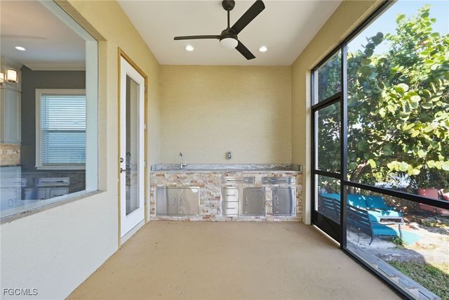 2038 Bahama AVE, Fort Myers, FL 33905