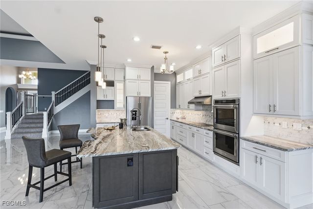 2038 Bahama AVE, Fort Myers, FL 33905