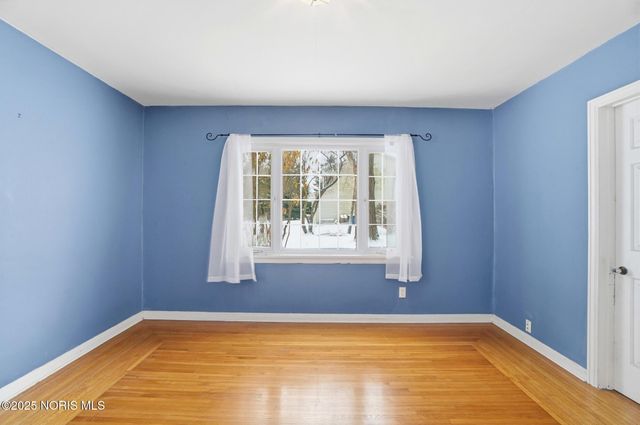 1561 N Stadium Road, Oregon, OH 43616