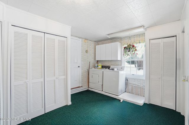 1561 N Stadium Road, Oregon, OH 43616