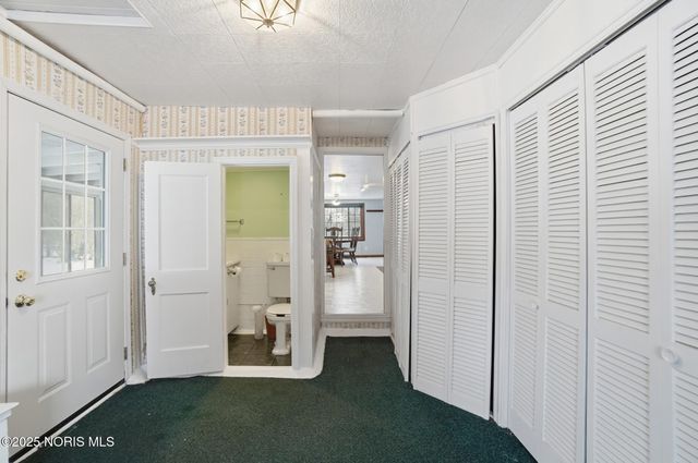 1561 N Stadium Road, Oregon, OH 43616