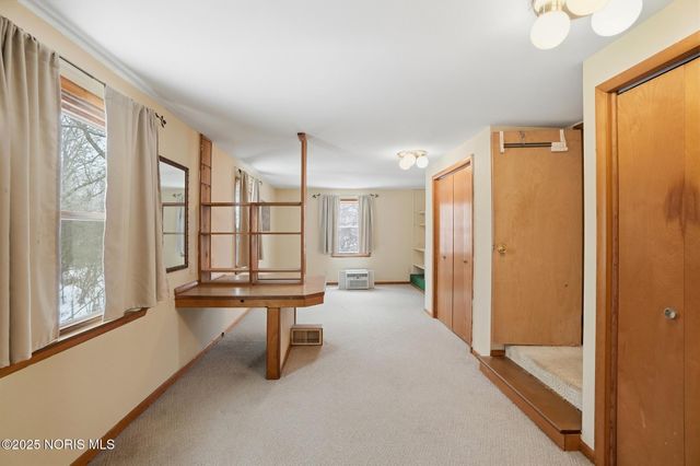 1561 N Stadium Road, Oregon, OH 43616