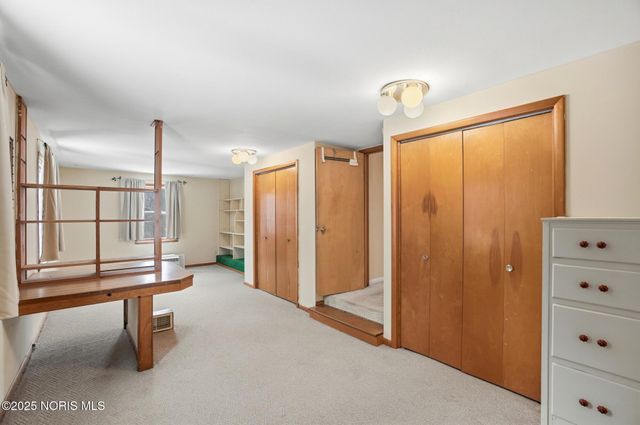 1561 N Stadium Road, Oregon, OH 43616