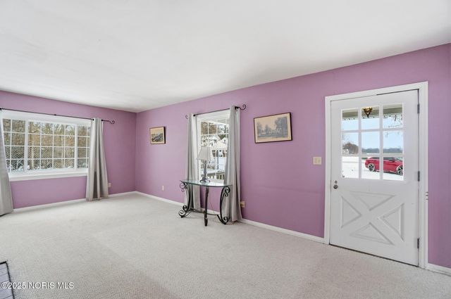 1561 N Stadium Road, Oregon, OH 43616