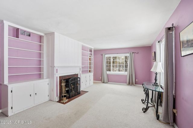 1561 N Stadium Road, Oregon, OH 43616