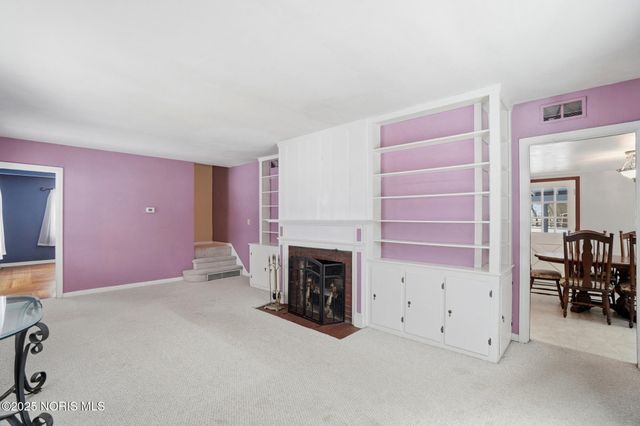 1561 N Stadium Road, Oregon, OH 43616