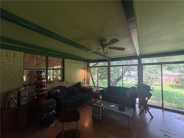 309 S INGLEWOOD Avenue, Russellville, AR 72801