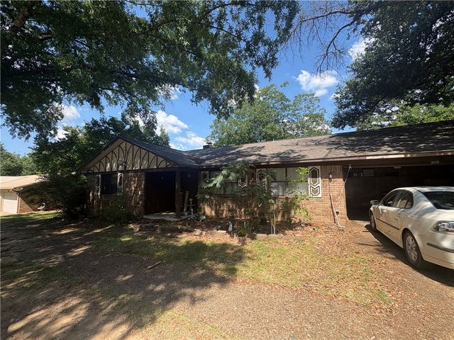 309 S INGLEWOOD Avenue, Russellville, AR 72801