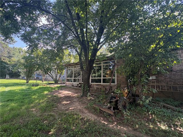 309 S INGLEWOOD Avenue, Russellville, AR 72801
