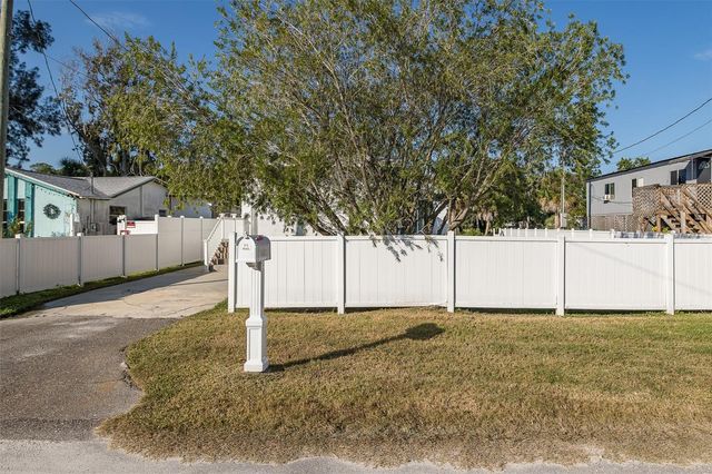 14603 WILLIAMS LANE, Hudson, FL 34667