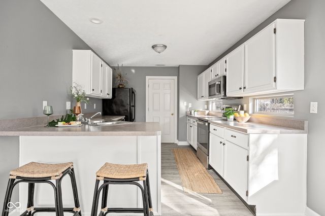 9989 Worthington Boulevard, Fishers, IN 46038