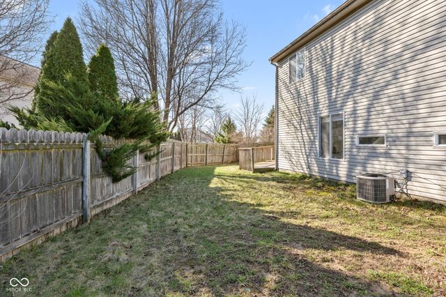 9989 Worthington Boulevard, Fishers, IN 46038