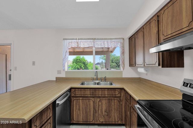 1014 S 80TH Street, Mesa, AZ 85208