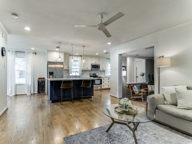 7105 Bennington Drive, Dallas, TX 75214