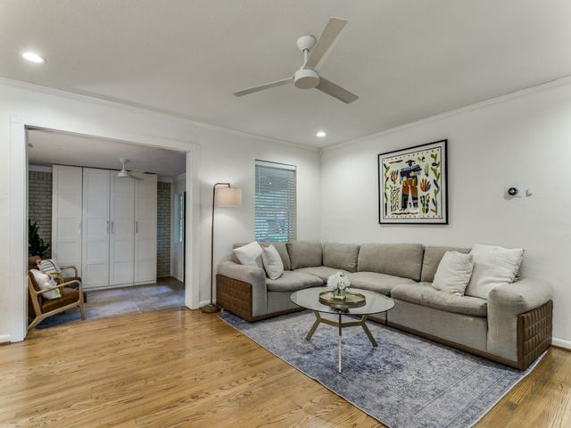 7105 Bennington Drive, Dallas, TX 75214