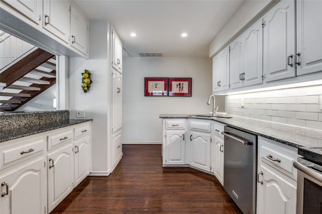 4342 Harvest Hill Road, Dallas, TX 75244