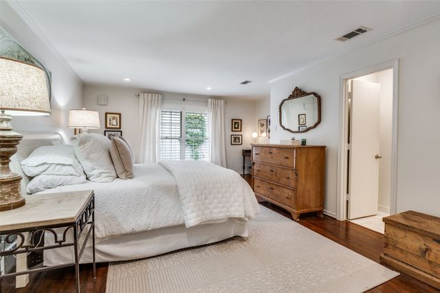 4342 Harvest Hill Road, Dallas, TX 75244