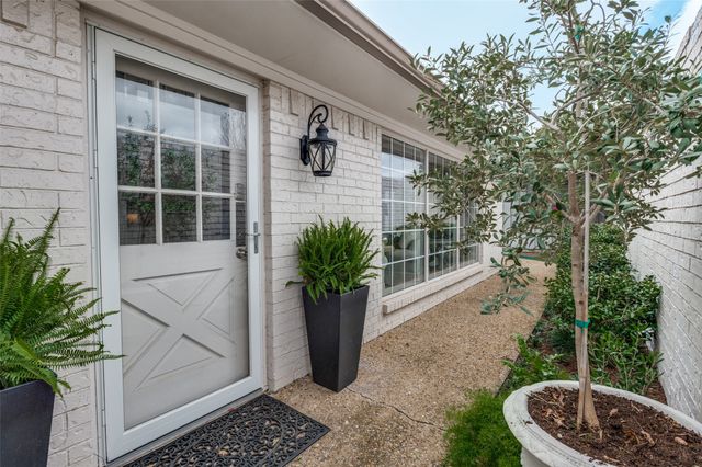 4342 Harvest Hill Road, Dallas, TX 75244