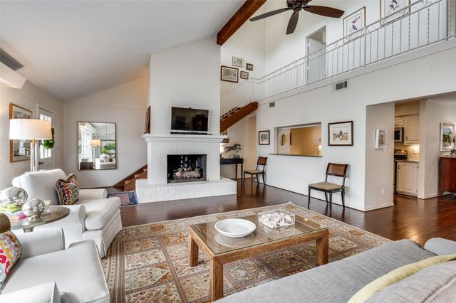 4342 Harvest Hill Road, Dallas, TX 75244