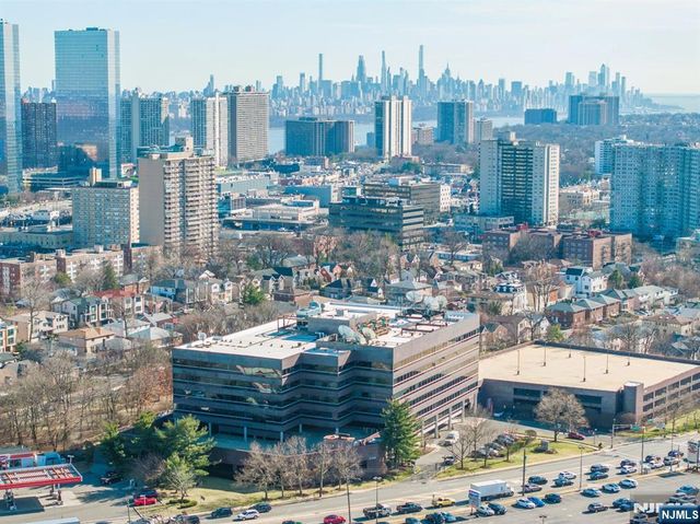 2200 Fletcher Avenue 705, Fort Lee, NJ 07024