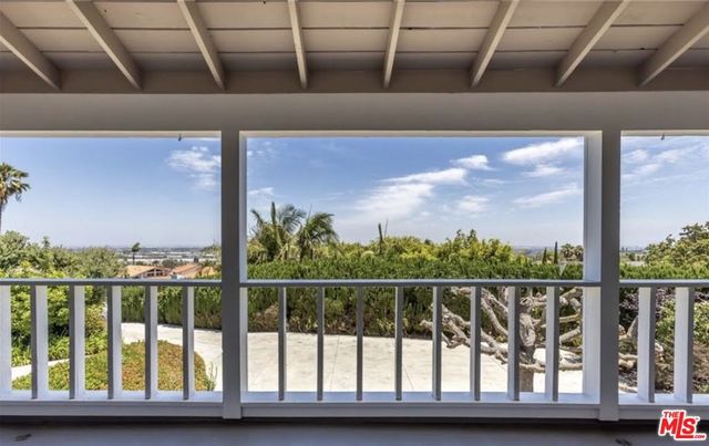 2916 Briarwood Drive, Torrance, CA 90505