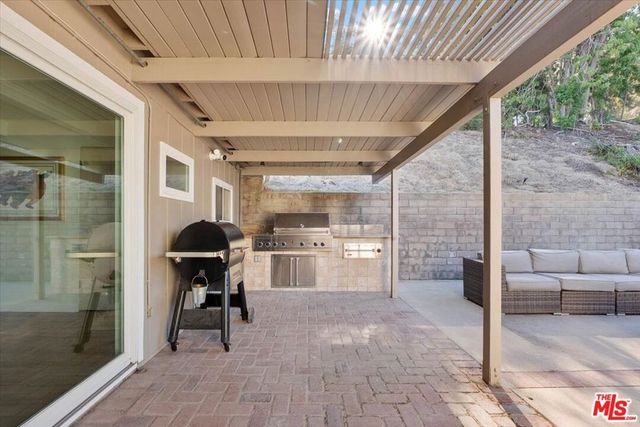 2916 Briarwood Drive, Torrance, CA 90505