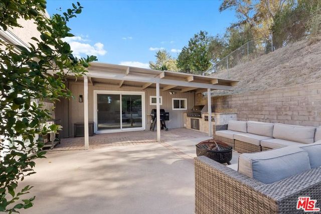 2916 Briarwood Drive, Torrance, CA 90505
