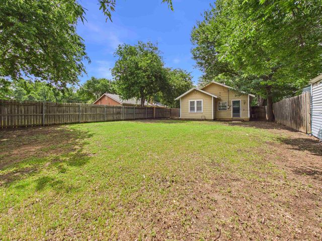 2202 PIEDMONT PLACE, Wichita Falls, TX 76308