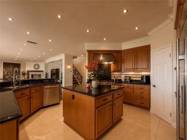 26970 Abbey Glen, Yorba Linda, CA 92887