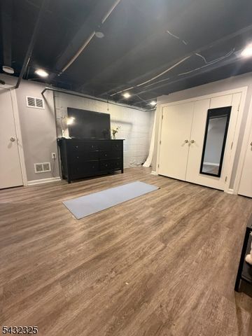 18 Fletcher Pl, Parsippany-troy Hills Twp., NJ 07878