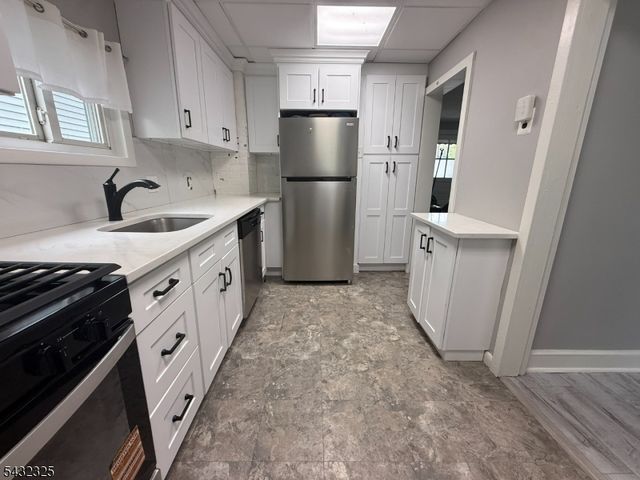 18 Fletcher Pl, Parsippany-troy Hills Twp., NJ 07878