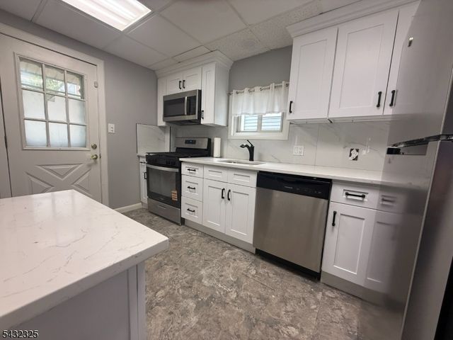 18 Fletcher Pl, Parsippany-troy Hills Twp., NJ 07878